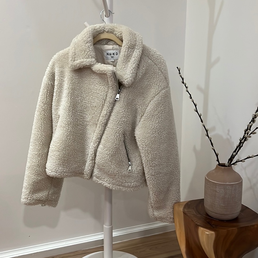 Ivory sherpa jacket size 36